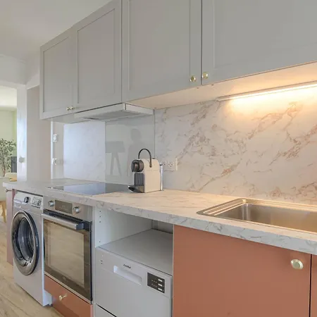 Le Cocoon Urbain - Proximite Centre & Autoroute Apartmán *